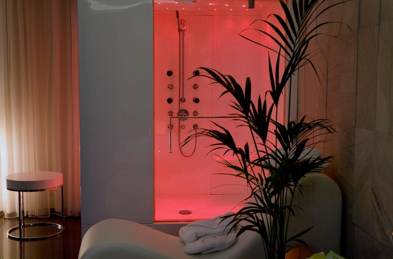 Motel Flamingo Perafita Екстер'єр фото