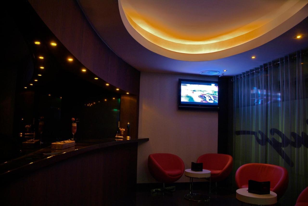 Motel Flamingo Perafita Екстер'єр фото