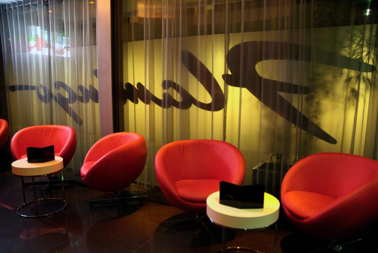 Motel Flamingo Perafita Екстер'єр фото